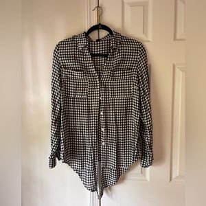 Jones NEW YORK black & white plaid blouse